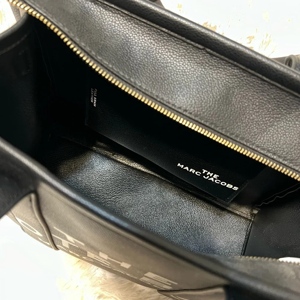 Bags - Picture 2 of 4